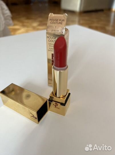 Помада yves saint laurent, цвет 1, красный