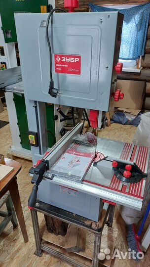 Зубр 750 Вт зпл-305