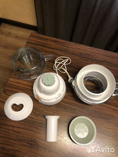 Электрическая соковыжималка philips