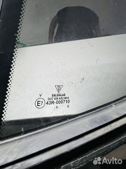 Форточка двери задняя левая Porsche Panamera 970