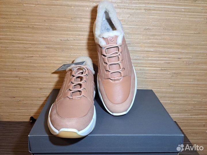 39 Кроссовки ecco chunky sneaker w