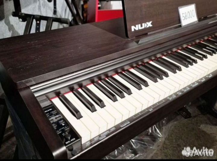 Цифровое пианино Nux 400 корпусное с крышкой