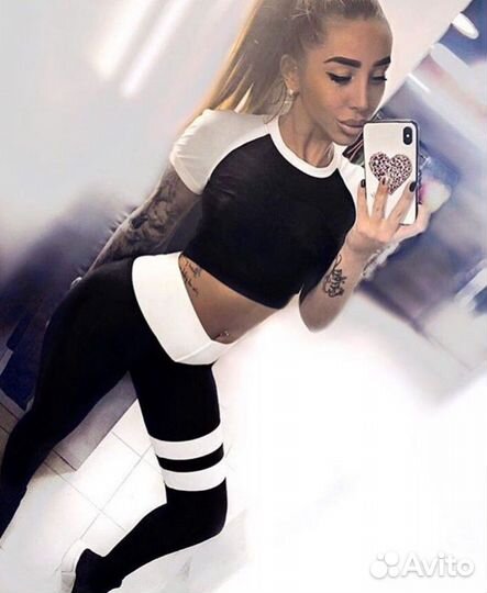 Костюмы для фитнеса