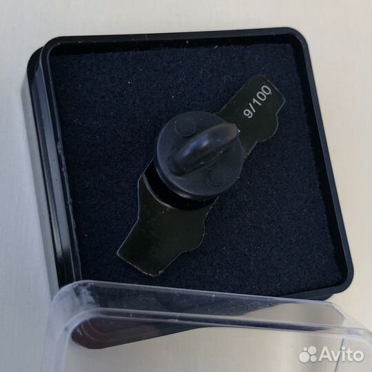 BMW M5 (e28) значок пин лимитированный 100 шт