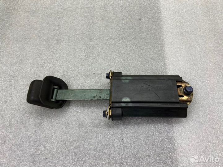 Ограничители двери Mercedes-Benz E-Class W210 M112