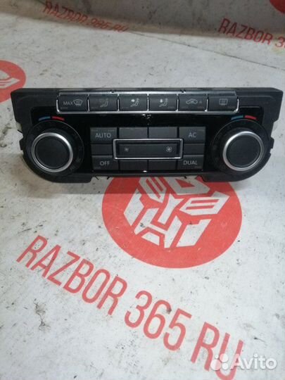 Блок управления климат-контролем Volkswagen Golf 6