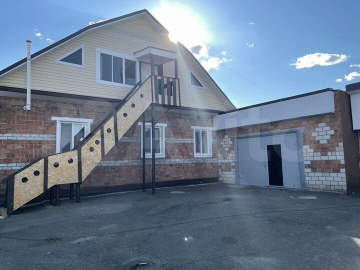 Дом 130 м² на участке 12 сот.