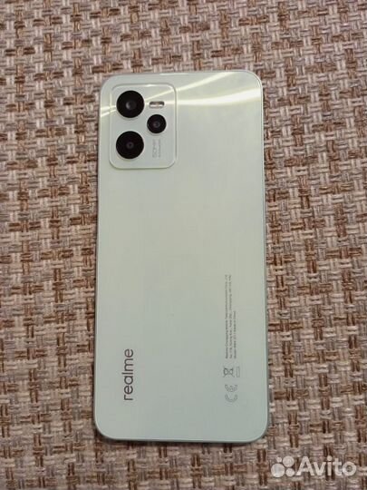 Телефон Realme с35