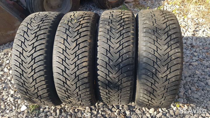 Nokian Tyres Hakkapeliitta 8 SUV 255/60 R18