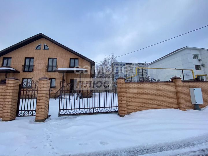 Таунхаус 152 м² на участке 5,6 сот.