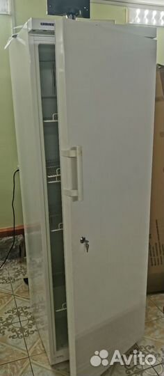 Холодильный шкаф Liebherr