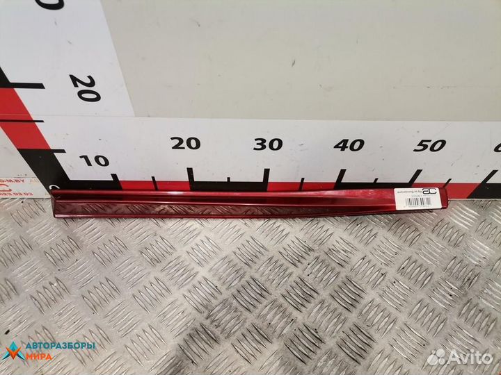 Накладка декоративная Nissan Juke YF15 2011