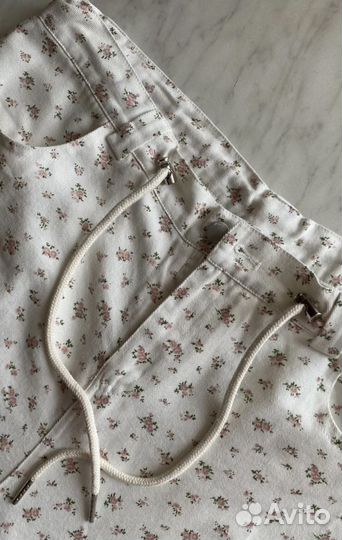 Джинсы легкие женские с цветочным принтом