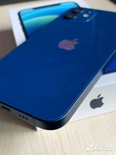 iPhone 12, 64 ГБ