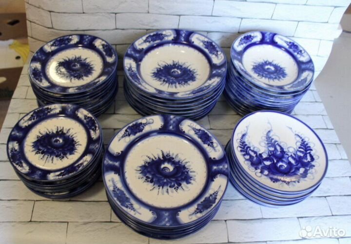 Тарелки гжель