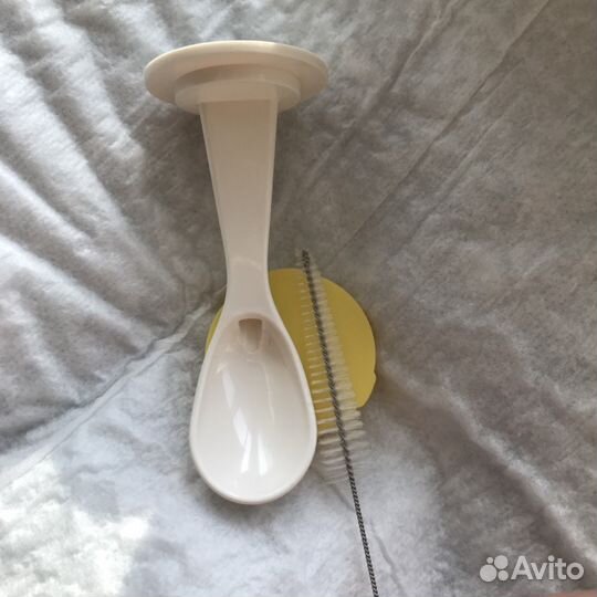 Бутылочка с ложечкой Pigeon