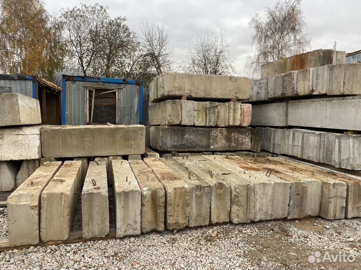 Блоки фбс 2,40х30х60 бу