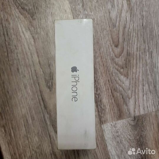 Коробки от телефонов samsung, iPhone, Nubia