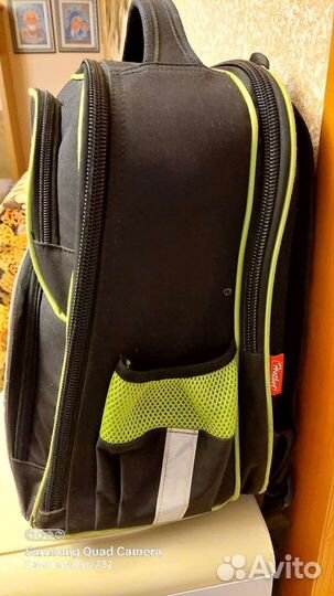 Школьный рюкзак с ортопедической спинкой