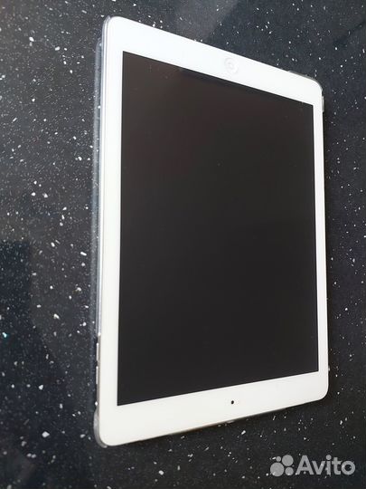 Apple iPad Air планшет