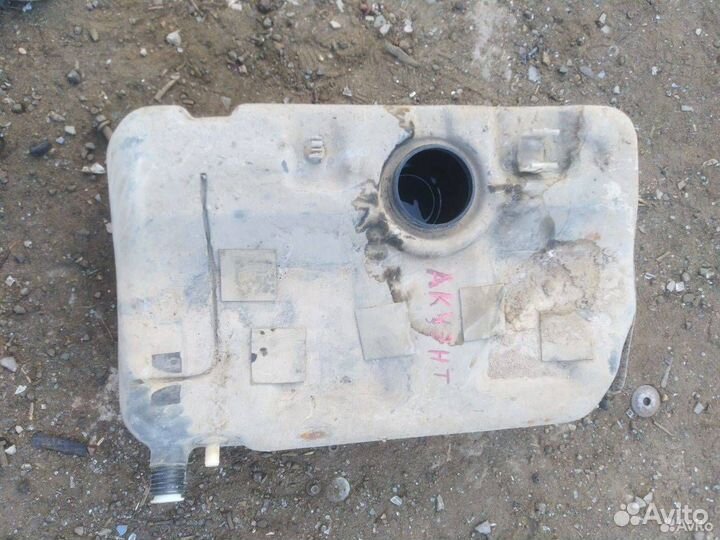 Топливный бак Hyundai Accent