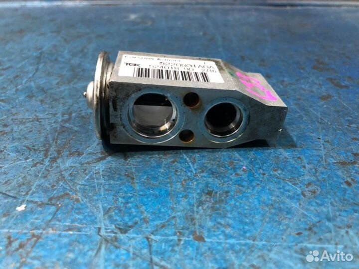 Клапан кондиционера Nissan Teana L33