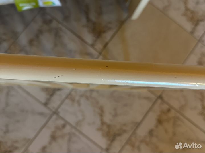 Детская кроватка с продольным маятником