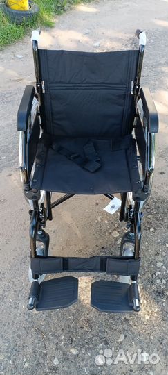 Инвалидная коляска
