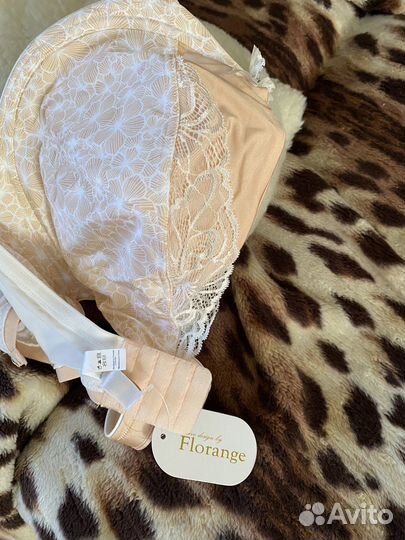 Бюстгальтер