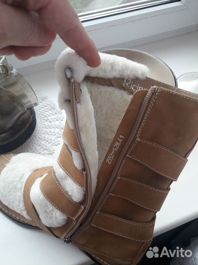 Утепленные ботинки