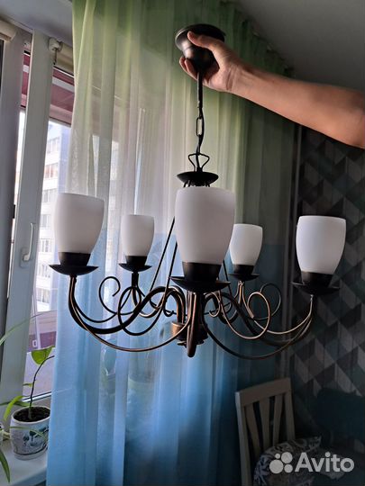 Люстра подвесная потолочная