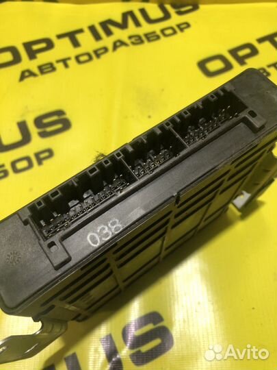 Блок управления Hyundai Trajet