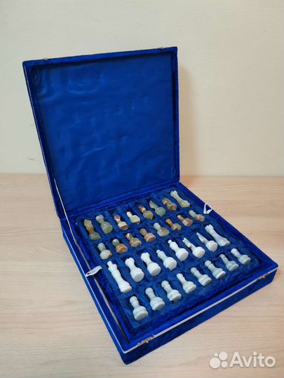 Шахматы из оникса