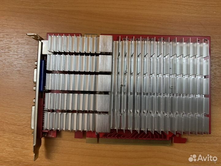 Видеокарта 7300GT 256MB