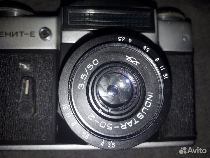 Плёночный фотоаппарат Зенит Е СССР