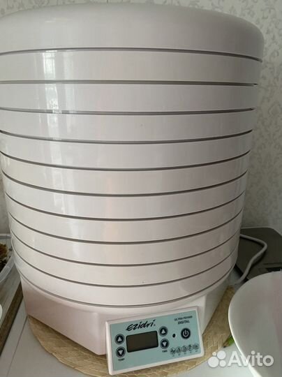 Сушилка для овощей и фруктов ezidri