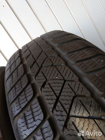 Pirelli Winter Sottozero 3 205/60 R17