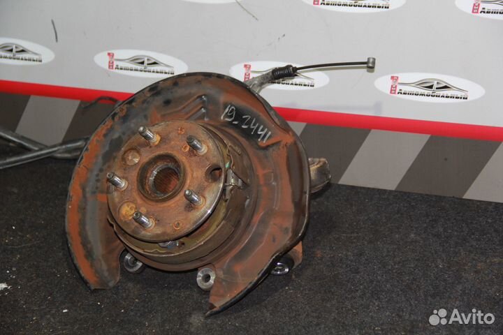 Ступица зад право c Toyota Crown JZS171 1JZ-GE