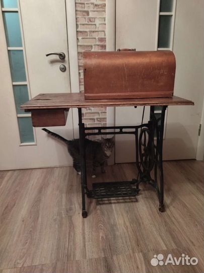 Швейная машинка бу СССР