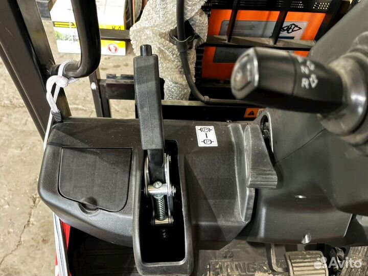 Вилочный погрузчик HANGCHA CPD18-AEY2, 2023