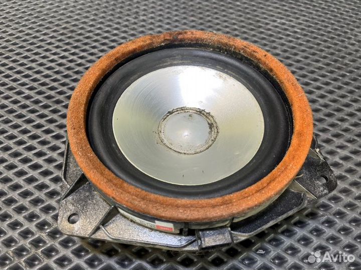 Динамик Toyota Tundra