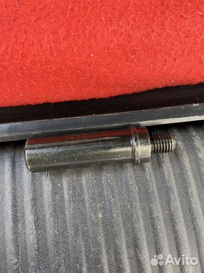 Направляющая тормозного суппорта ST-47815-30300