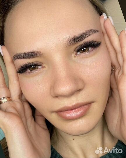 Наращивание ресничек