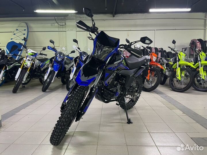 Мотоцикл 300сс Racer XSR (170FMN)