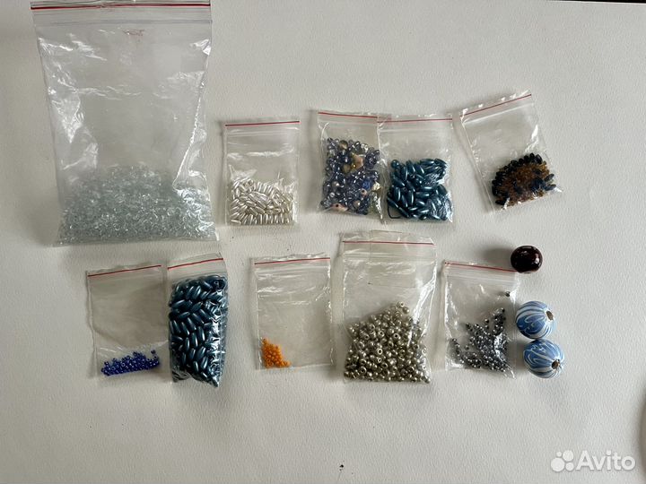 Бисер разный, бусины