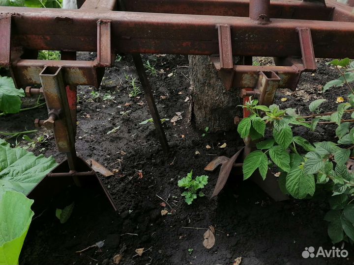 Культиватор окучник