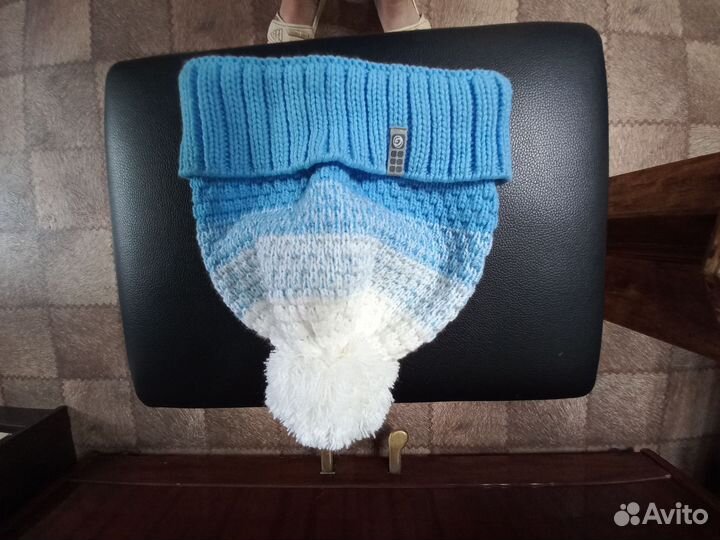 Шапка вязанная женская