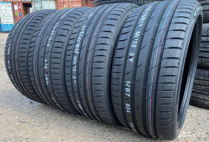 Marshal MU12 235/40 R18 94Y