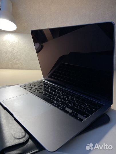 Apple macbook air 13 2020 i3
