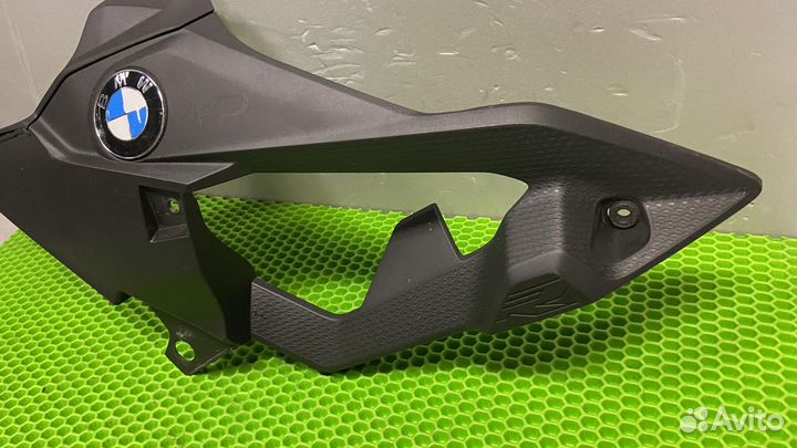 Держатель эмблемы Л BMW